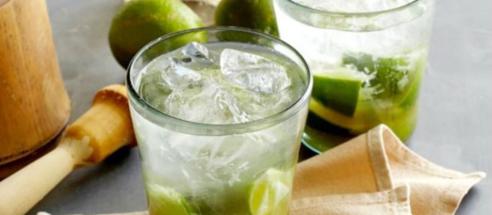 ¿Cómo se hace una caipiriña? 