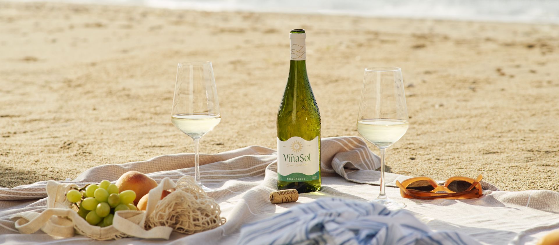 La màgia del Mediterrani en una ampolla: La Viña Sol Summer Edition Transforma l'experiència del vi