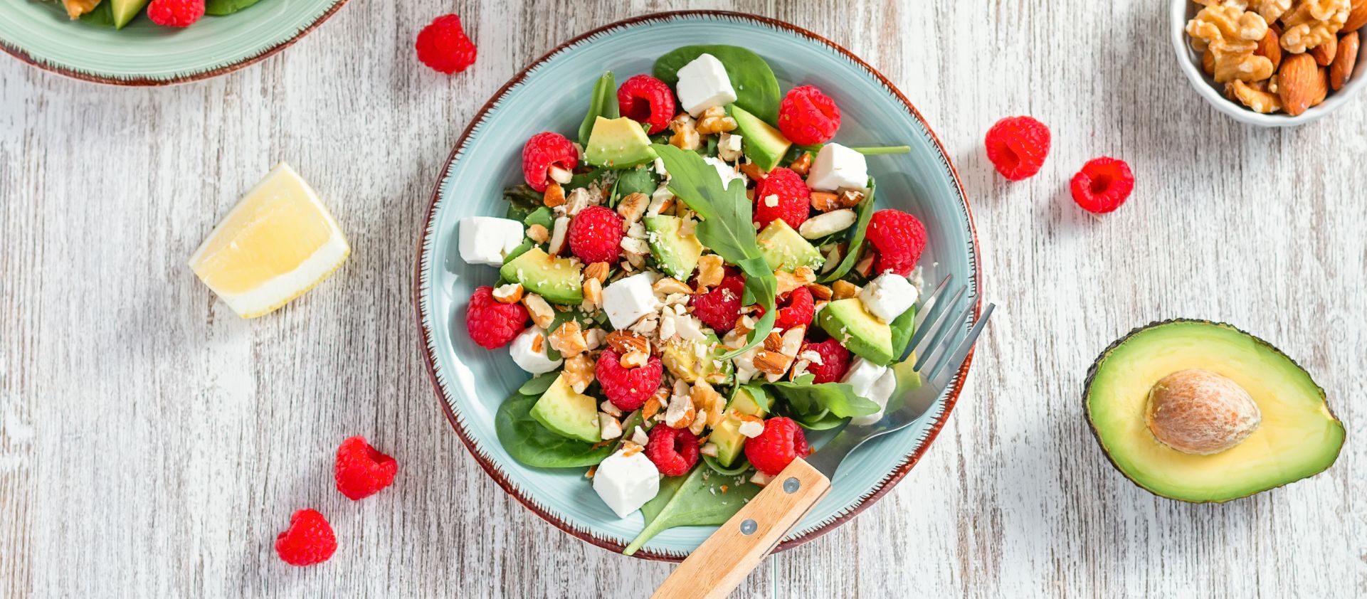 Maridaje de ensaladas veraniegas y refrescantes
